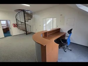 Pronájem kanceláře, Brno, Bieblova, 273 m2