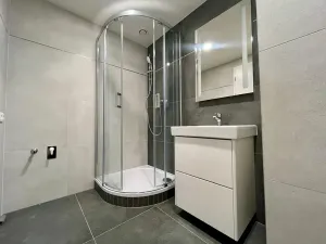 Pronájem bytu 1+kk, Praha - Hloubětín, Poděbradská, 30 m2