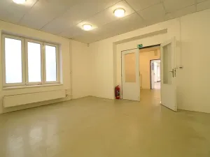 Pronájem obchodního prostoru, Modřice, Brněnská, 158 m2