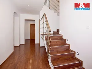 Pronájem rodinného domu, Velké Březno, Tovární, 233 m2