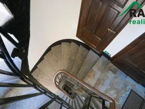 Prodej bytu 2+1, Karlovy Vary, Moravská, 50 m2