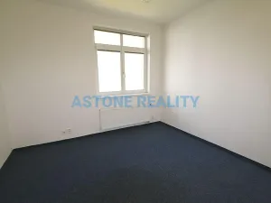 Pronájem kanceláře, Praha - Hloubětín, Klánovická, 78 m2
