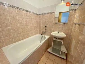 Pronájem bytu 2+1, Ostrava, Svazácká, 52 m2