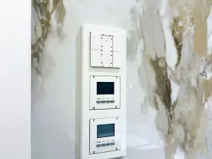 Pronájem bytu 2+kk, Praha - Holešovice, Komunardů, 60 m2