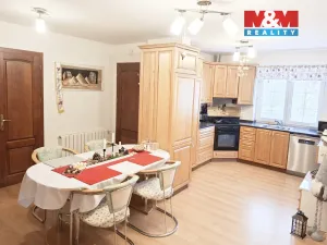 Prodej rodinného domu, Zašová, 228 m2