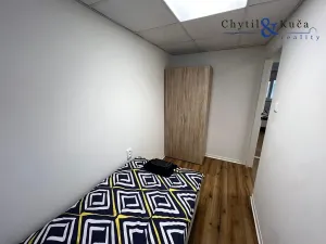 Pronájem ubytování, Přerov, Škodova, 985 m2