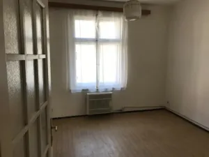Pronájem pokoje, Praha - Holešovice, 48 m2