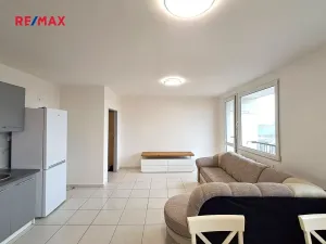 Pronájem bytu 3+kk, Praha - Podolí, Pujmanové, 66 m2