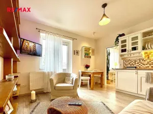 Pronájem bytu 2+kk, Praha - Nusle, U družstva Ideál, 32 m2