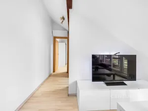 Pronájem bytu 2+kk, Praha - Libeň, Davídkova, 38 m2