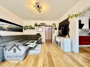 Prodej bytu 3+1, Liberec, Pazderkova, 75 m2