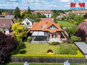 Prodej rodinného domu, Veltrusy, U Stadionu, 180 m2
