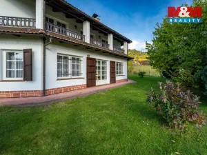 Prodej rodinného domu, Frýdštejn - Sestroňovice, 387 m2