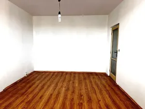 Prodej bytu 1+1, Orlová, Lesní, 37 m2