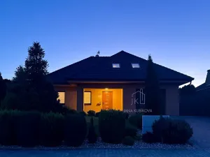 Prodej rodinného domu, Těmice, 252 m2