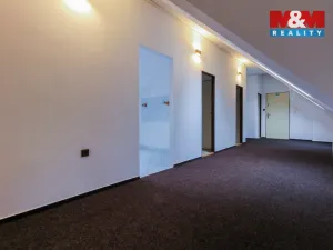 Pronájem kanceláře, Jeseník, nám. Svobody, 120 m2
