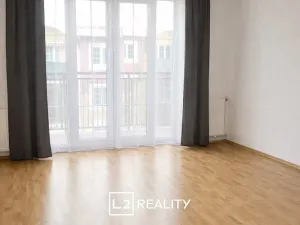 Prodej bytu 2+kk, Vestec, Ve Stromkách, 46 m2