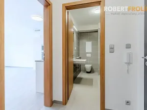 Pronájem bytu 2+kk, Praha - Ruzyně, Stočesova, 51 m2