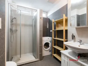 Pronájem bytu 1+kk, Hradec Králové - Nový Hradec Králové, Slunečná, 29 m2