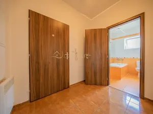 Pronájem bytu 1+kk, Olomouc, Edisonova, 35 m2