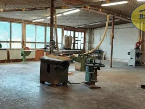 Prodej výrobních prostor, Kroměříž, 398 m2