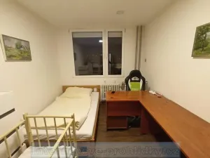 Pronájem bytu 2+kk, Praha - Kobylisy, Chabařovická, 46 m2