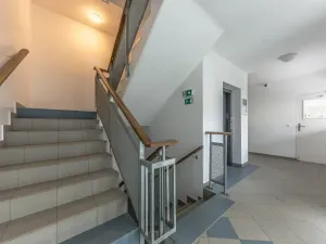 Prodej bytu 3+kk, Praha - Hostavice, U Hostavického potoka, 70 m2