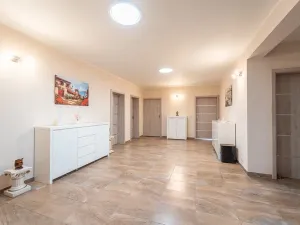 Prodej rodinného domu, Chýně, Ke Skále, 220 m2