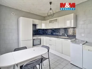 Prodej bytu 2+1, Chomutov, Jirkovská, 61 m2