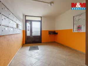 Pronájem bytu 1+1, Karlovy Vary - Stará Role, Okružní, 36 m2