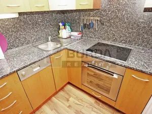 Prodej bytu 2+1, Neratovice, 53 m2