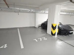 Pronájem bytu 1+kk, Praha - Hloubětín, Poděbradská, 33 m2