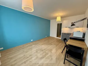 Pronájem bytu 1+kk, Praha - Strašnice, Krátká, 25 m2