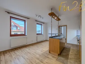 Pronájem bytu 2+kk, Jesenice, Mezi Domy, 46 m2