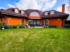 Prodej rodinného domu, Ohrobec, 590 m2