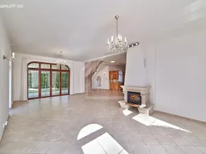 Pronájem vily, Praha - Nebušice, Nebušická, 255 m2