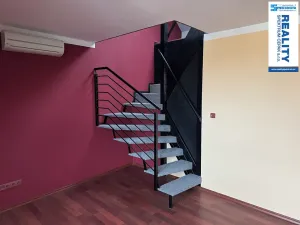 Pronájem bytu 3+kk, České Budějovice, J. Š. Baara, 99 m2