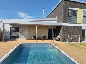 Prodej rodinného domu, Staré Hradiště, 365 m2