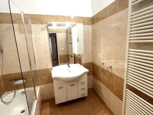 Pronájem bytu 3+1, Olomouc, Dolní náměstí, 94 m2