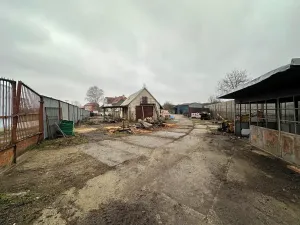 Prodej komerčního pozemku, Klobouky u Brna, Nádražní, 2124 m2