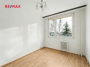 Prodej bytu 2+kk, Praha - Prosek, Zárybská, 42 m2