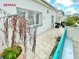 Pronájem bytu 2+kk, Praha - Nusle, U družstva Ideál, 32 m2