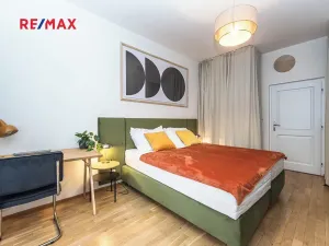 Pronájem bytu 3+kk, Praha - Žižkov, Milíčova, 75 m2