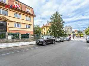 Pronájem kanceláře, Praha - Smíchov, U smíchovského hřbitova, 53 m2