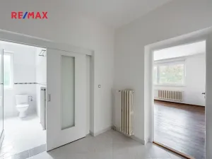 Prodej vily, Měchenice, Hlavní, 330 m2