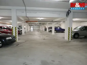 Pronájem garážového stání, Beroun - Beroun-Město, Okružní, 15 m2