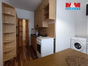 Pronájem bytu 1+1, Ostrava - Poruba, Vincence Makovského, 38 m2