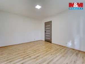 Pronájem bytu 2+1, Klatovy - Klatovy V, Rozvoj, 60 m2