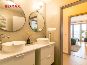 Prodej bytu 3+kk, Praha - Karlín, Breitfeldova, 90 m2