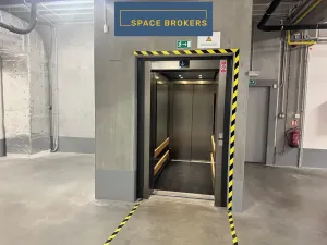 Pronájem obchodního prostoru, Praha - Horní Počernice, K Bílému vrchu, 1400 m2